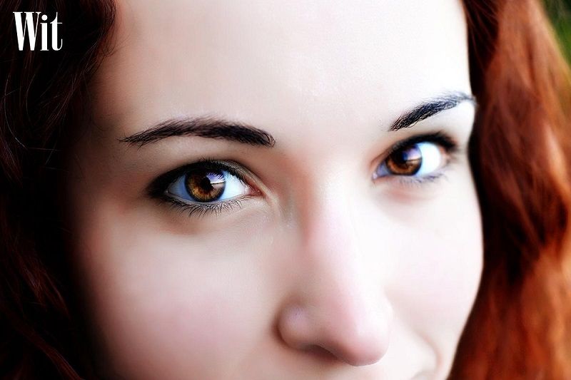 Tìm hiểu về mắt nâu hổ phách - màu sắc đặc trưng và giá trị tâm linh