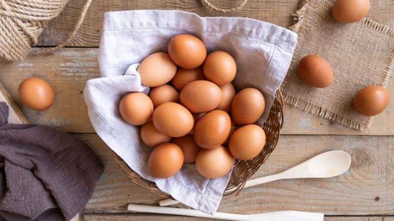 Tại sao trong một tuần bạn nên ăn mấy quả trứng?